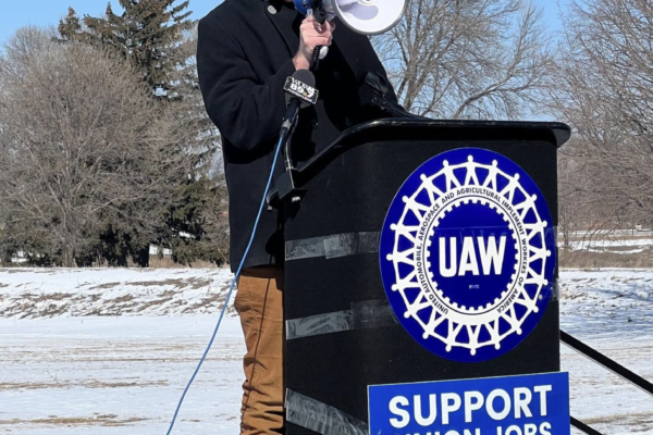 Tom speaking at UAW protest against Oshkosh Defense